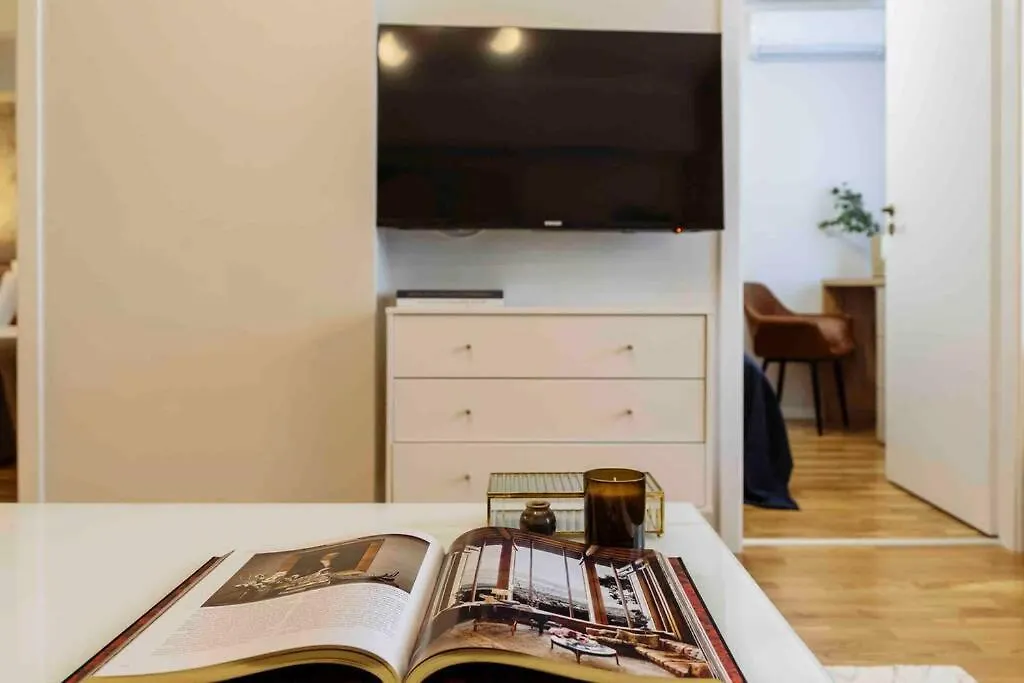 Stunning Views 2Br Intercontinental Flat Apartment Bucharest Romania